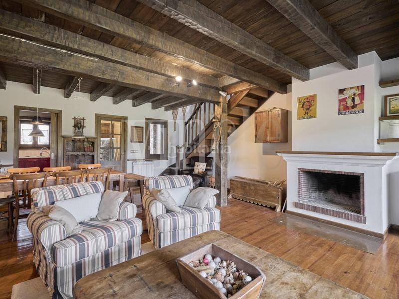 Foto 7dbf3bbe-dd0a-4766-8966-0c1be650ced7. Reihenhaus mit heizung parking in Fontanals de Cerdanya