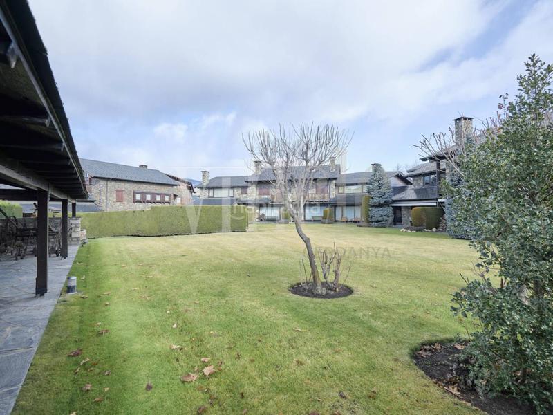 Foto accf5ed6-ea21-4b61-bad6-c58094d89258. Reihenhaus mit heizung parking in Fontanals de Cerdanya