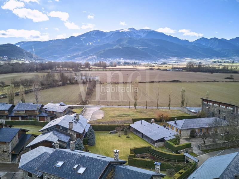 Foto d769f548-4e2a-4c48-9838-3fa278084e96. Reihenhaus mit heizung parking in Fontanals de Cerdanya