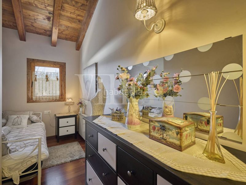 Foto 16920915-2d33-498f-af74-d1096a68e87d. Casa adossada amb calefacció aparcament a Isòvol