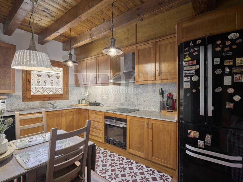 Foto 75787402-afda-44e2-ab92-c79b71709285. Casa adossada amb calefacció aparcament a Isòvol