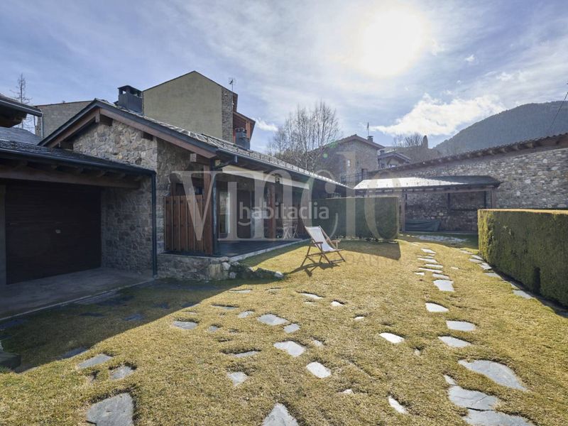 Foto 816b6440-8764-4546-a66d-de6eee753ed5. House with heating parking in Bellver de Cerdanya
