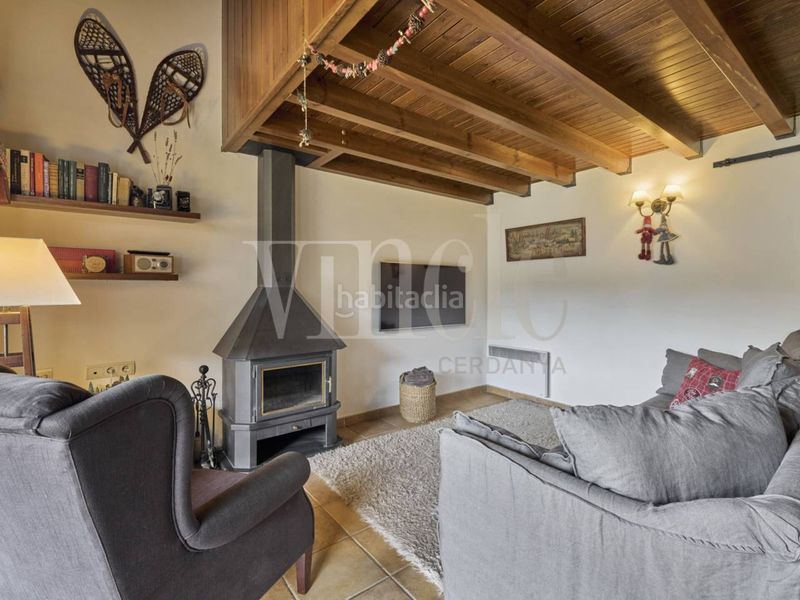 Foto 88b40b2f-7d7c-468f-8127-0a251eadc315. House with heating parking in Bellver de Cerdanya