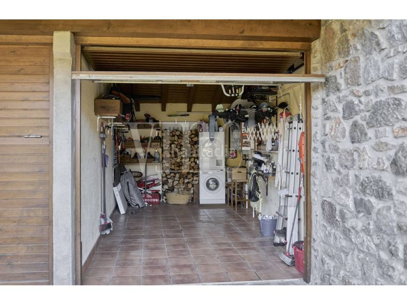Foto f78749cb-8b6a-477b-bf03-730ef3a09591. House with heating parking in Bellver de Cerdanya