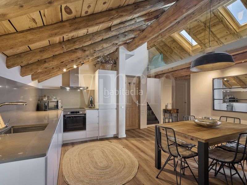 Foto 0a228546-7b91-4247-b31b-5e0545abee7f. Dúplex  en venta en Osseja