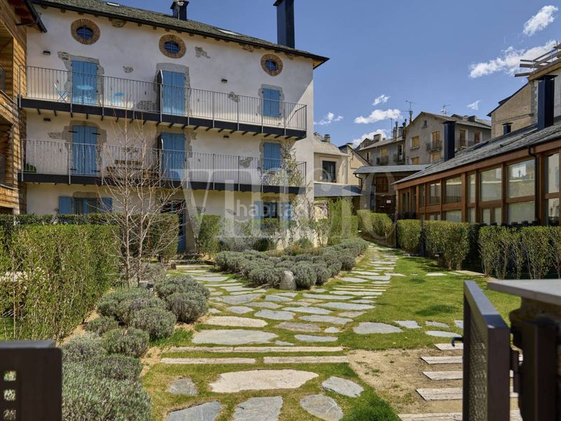 Foto 58bb7c46-f563-415f-b735-e780ef140fef. Dúplex  en venta en Osseja