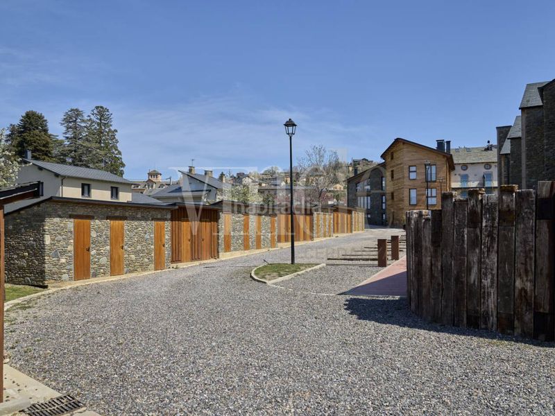 Foto b0199c4e-584b-4af6-bc80-5eb3648b7e5d. Dúplex  en venta en Osseja