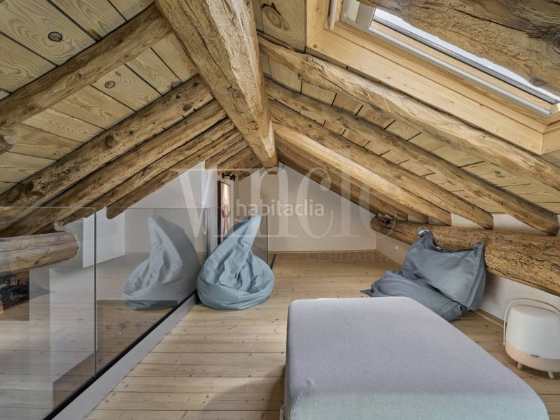 Foto f013d79a-3ae4-49bf-a88c-e9632397ae01. Dúplex  en venta en Osseja