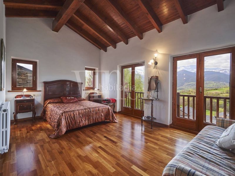 Foto a9e8a9d7-fdd8-47ef-ab17-d840a9405c96. Casa amb calefacció aparcament a Prullans