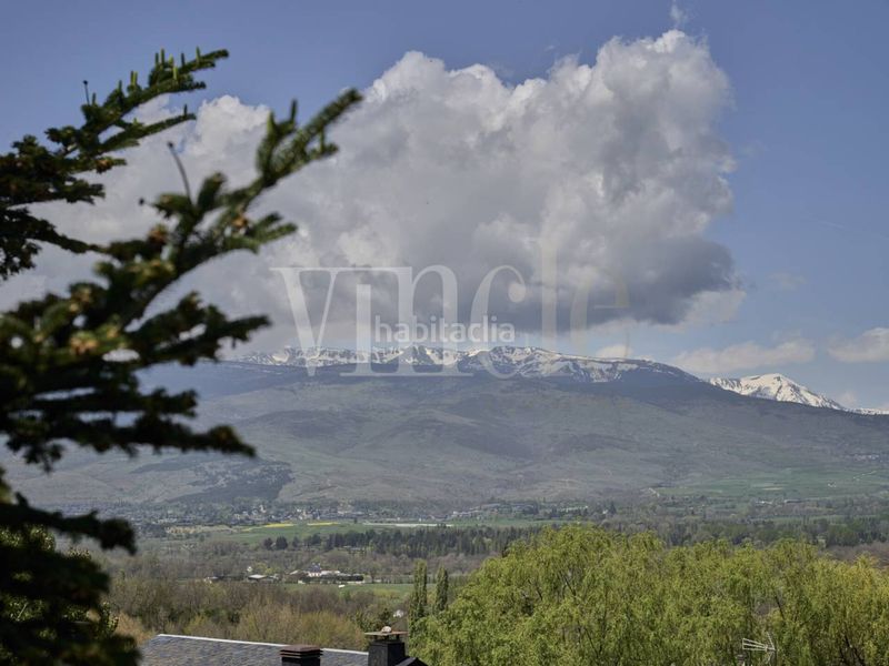 Foto 69afd64b-1067-4839-9ac8-397054e0ee04. Dúplex amb aparcament a Fontanals de Cerdanya