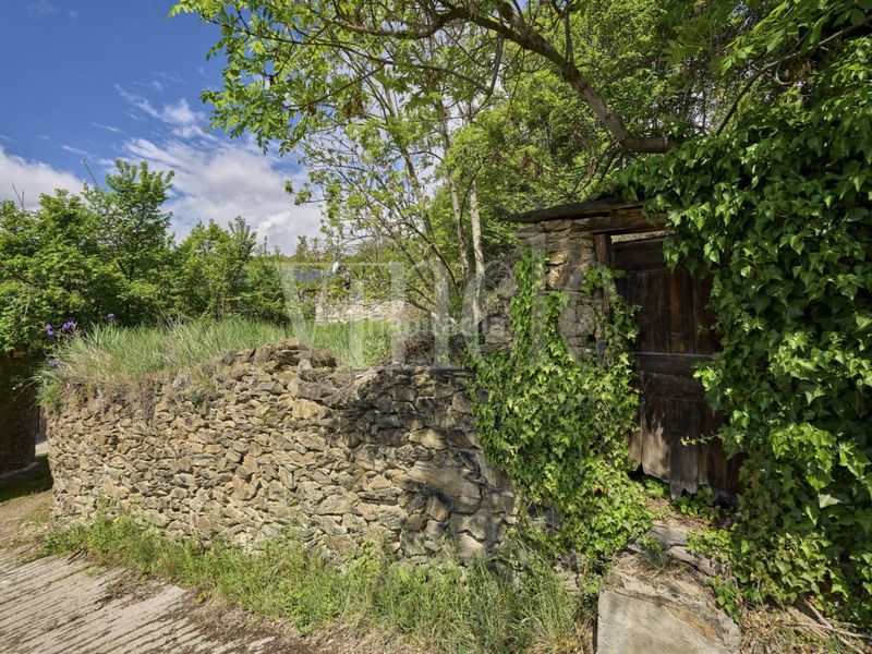 Foto 2abf1076-4ca6-4748-a039-f2091cf12d4c. Terreny residencial a Ger