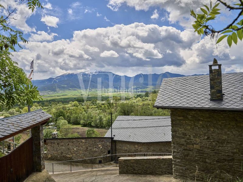 Foto caff5e28-e2ec-4f71-89e3-5d62ecc9f595. Terreny residencial a Ger