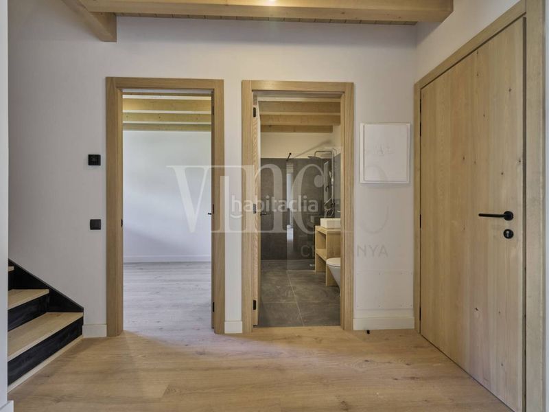 Foto 6e5ef461-b2f4-4ffc-b1fc-37d13c23a81c. Casa adossada amb calefacció aparcament a Puigcerdà