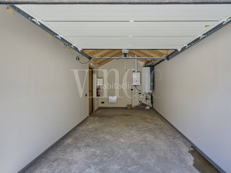 Foto da3e7a11-5056-451e-8d7a-9137ba046bd1. Casa adossada amb calefacció aparcament a Puigcerdà