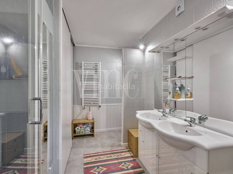 Foto c88d1c25-77bb-43b2-af2e-7e16b035f53c. Casa amb calefacció aparcament a Saillagouse