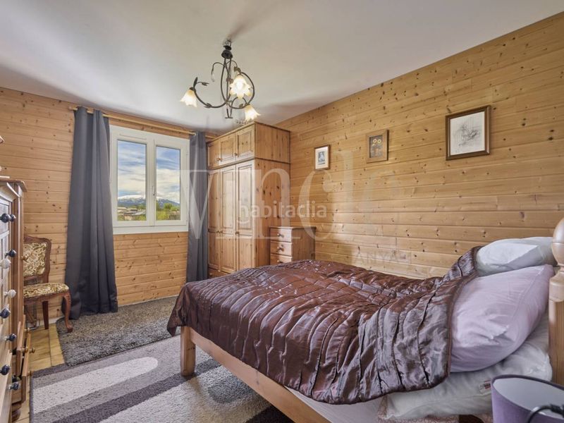 Foto ed1f9f3a-ce16-45e9-a152-3b734a2cbe3e. Casa amb calefacció aparcament a Saillagouse