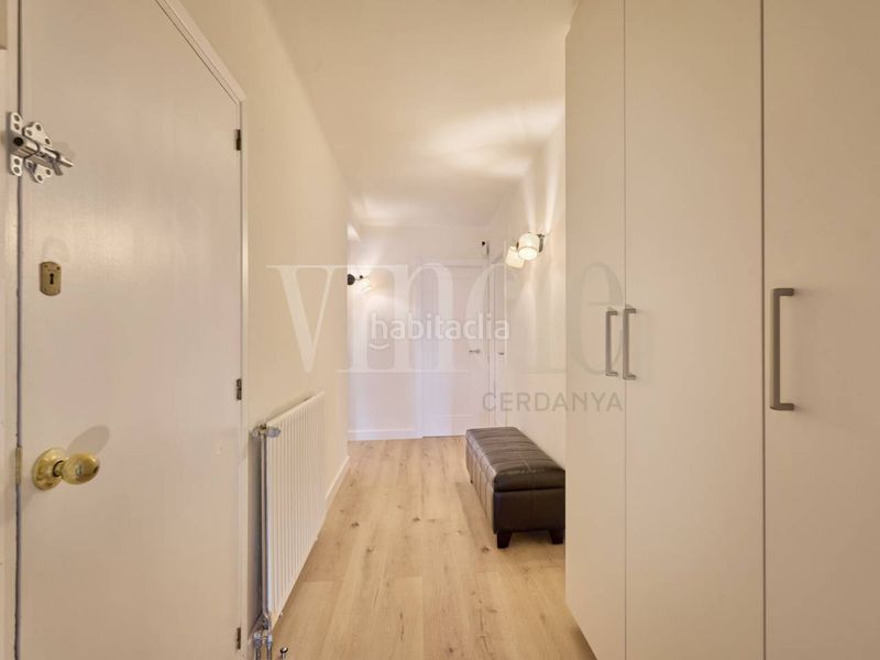 Foto 29bdad5c-5153-4618-8be1-c86bf5519ddf. Apartament amb calefacció aparcament piscina a Puigcerdà