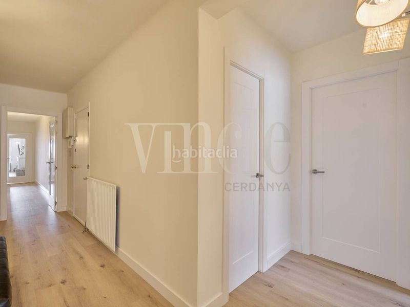 Foto 5ffafa2a-fd1c-4119-b471-ceaa0336ad16. Apartament amb calefacció aparcament piscina a Puigcerdà