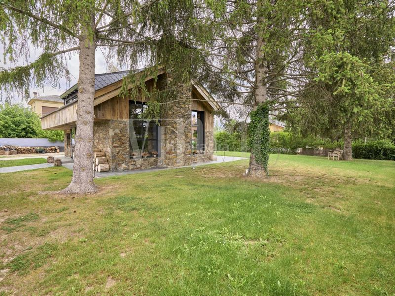 Foto aaa6eecc-26fb-4a3f-bbb0-f4a23ad8ac76. Casa amb calefacció aparcament a Puigcerdà
