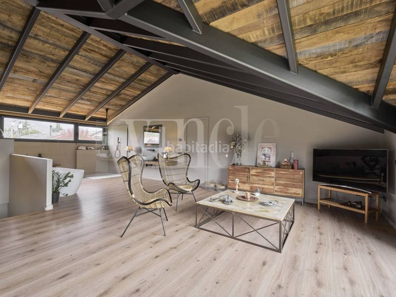 Foto b50802bf-f370-4ba6-86d5-c83953b0c9df. Casa amb calefacció aparcament a Puigcerdà