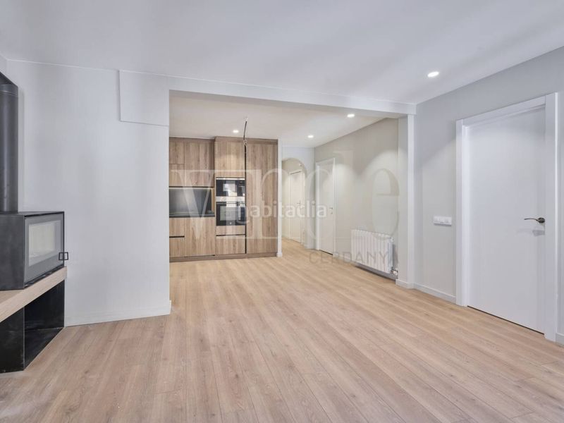 Foto e4182a00-21c8-41d2-845e-a03ae2cb644b. Apartament amb calefacció a Puigcerdà