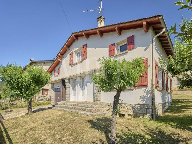 Foto 647a0c46-bc52-472b-ad44-7b9126ca975d. Casa amb calefacció aparcament a Estavar