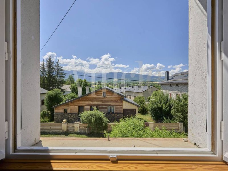 Foto b2436670-8054-4327-b6af-4ddc2fecdb74. Casa amb calefacció aparcament a Estavar