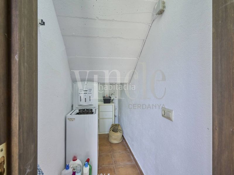 Foto 6fc70701-0631-4b06-a243-2b1701cef244. Pis amb calefacció aparcament a Das