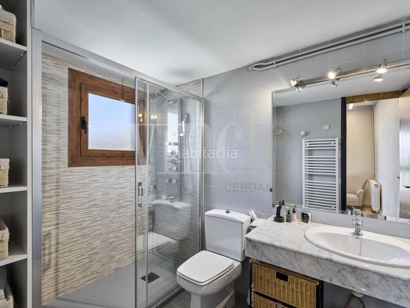 Foto a11286ad-beb7-4c5c-bd91-c557db52c89f. Dúplex  en venta en Puigcerdà