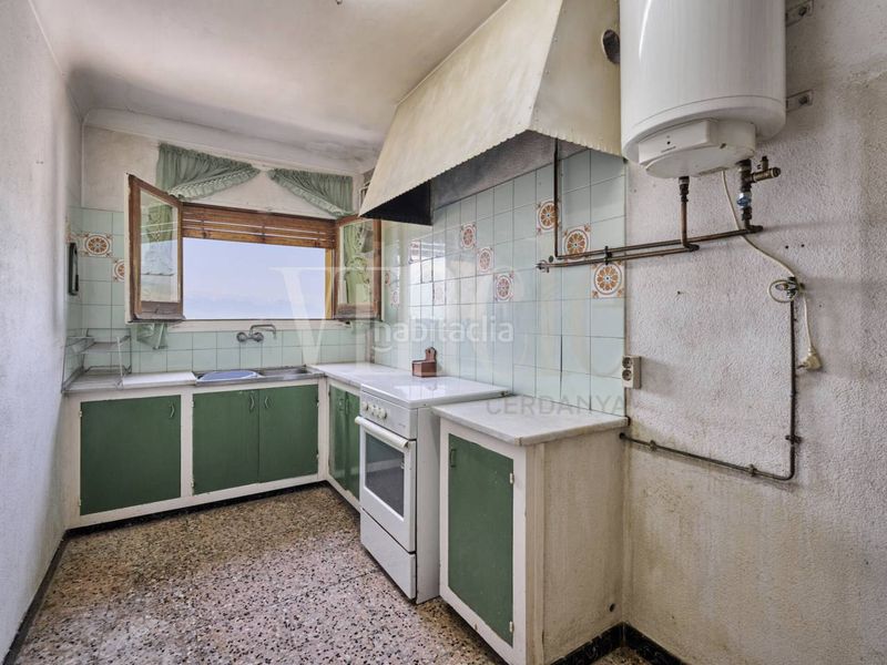 Foto 61d08d41-ab1f-4bd1-9688-c53fab7b9073. Apartament amb calefacció a Puigcerdà
