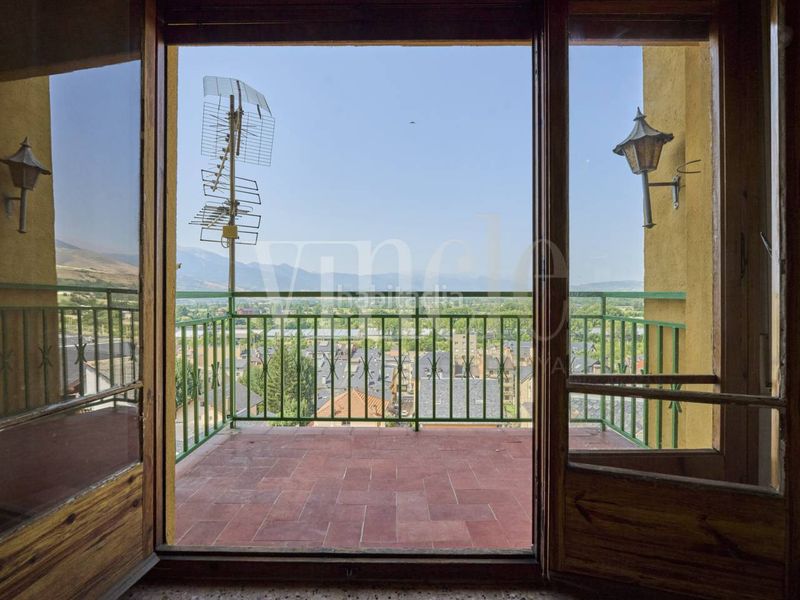 Foto c9818bb4-b220-417e-a699-50f47b56a6c7. Apartament amb calefacció a Puigcerdà