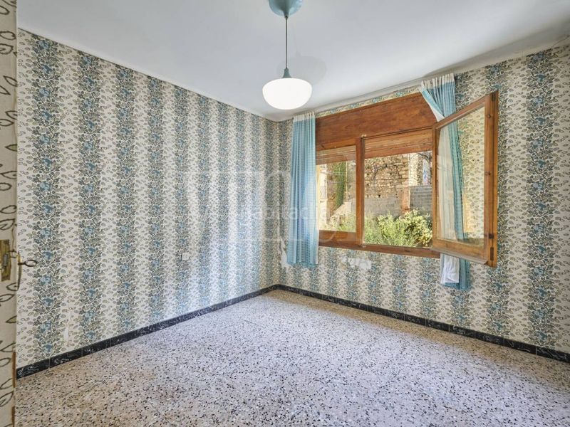 Foto d1760f87-8b4e-47fb-9a1e-72a87002a9be. Apartament amb calefacció a Puigcerdà