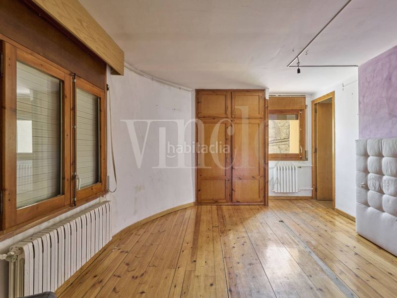 Foto 7433aed9-1e7d-4cfe-90f0-58af663d6cd7. Edificio in Lles de Cerdanya