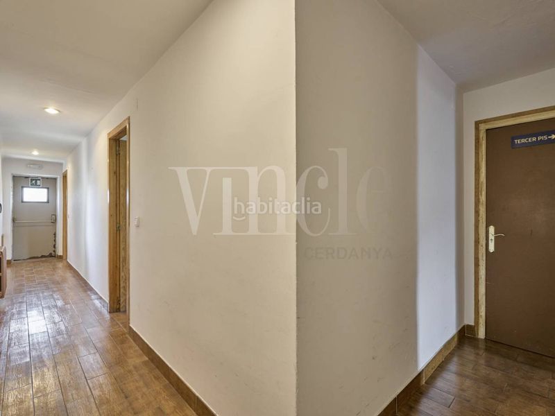 Foto 7b8a3ca3-7d5e-434f-ad0e-6a3f03548a98. Edificio in Lles de Cerdanya