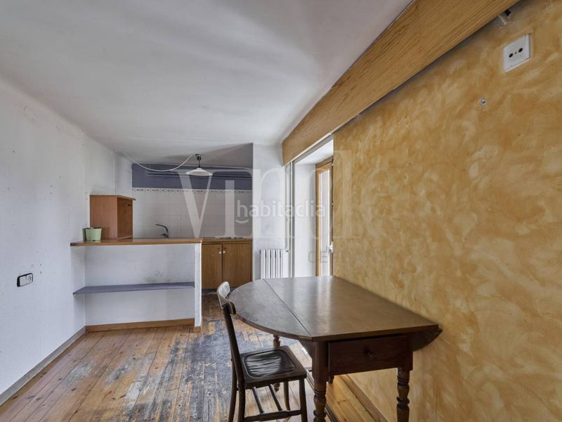 Foto a68325be-0575-42a0-a354-11dc16d636cc. Edificio in Lles de Cerdanya