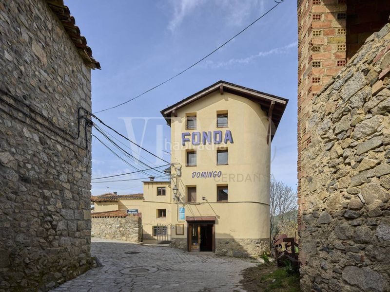 Foto f00387f9-5f45-42cd-93bf-19542ed4f0c7. Edificio in Lles de Cerdanya