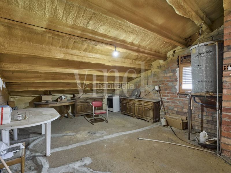 Foto 1ef42d7e-7991-4ba3-8086-2f02f21c3d96. Casa amb calefacció aparcament a Puigcerdà
