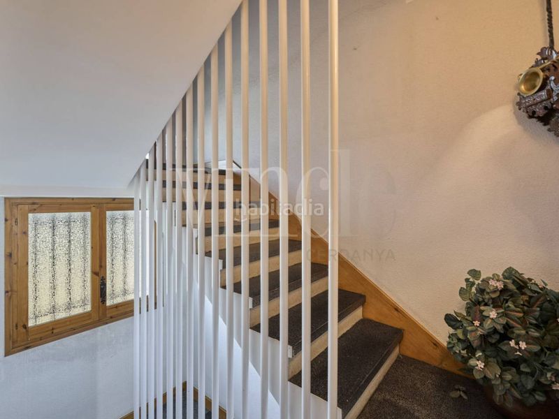 Foto f301db51-c8b3-4e32-bb22-b0180d3e6784. Casa amb calefacció aparcament a Puigcerdà