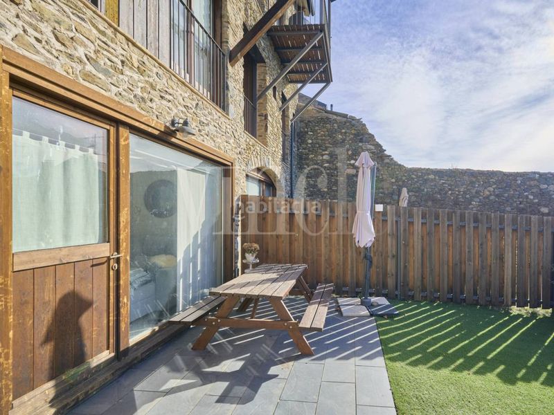 Foto fa4d1f47-6ae3-4863-a601-ad3e9787e166. Casa adossada amb calefacció aparcament a Llívia