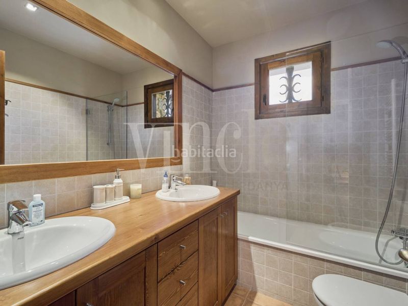 Foto ddef9602-3e14-4a9d-ba51-33010461034c. Duplex con riscaldamento parcheggio in Das