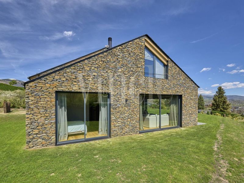 Foto 468efada-179b-4efd-8345-bb9fb0b80125. House with heating parking pool in Guils de Cerdanya