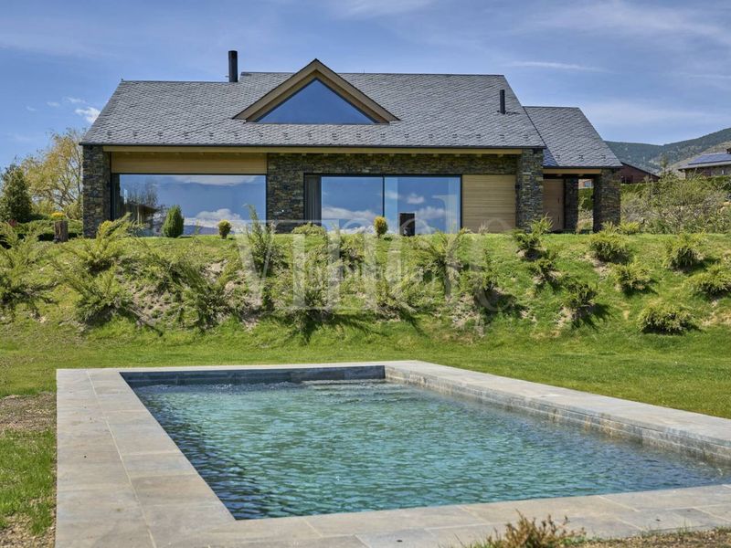 Foto 4e9aa35b-f48a-45d0-9c75-32b5bb99e12d. House with heating parking pool in Guils de Cerdanya