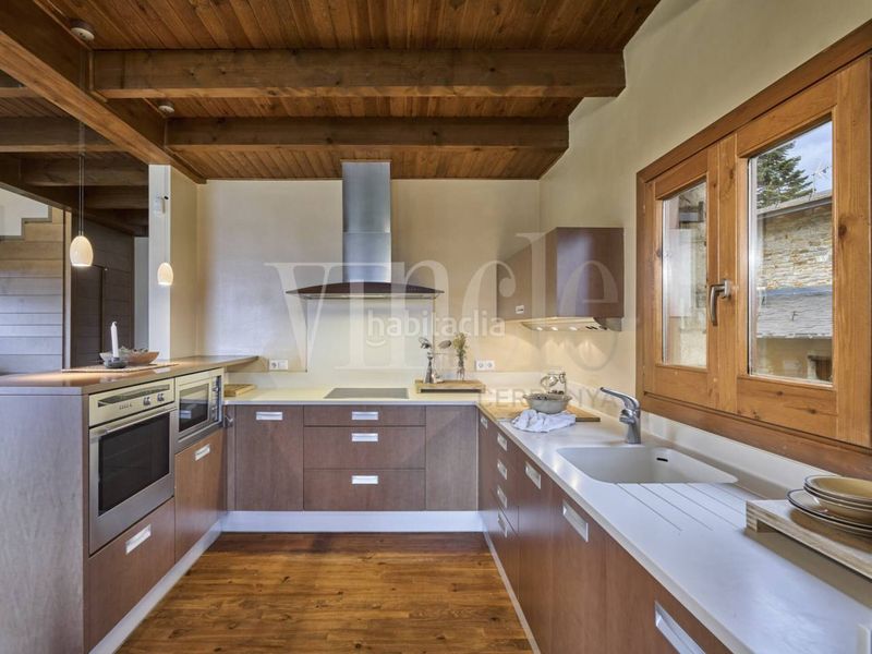 Foto e0af77dc-2713-44ad-b053-17f0af3922bc. Casa  en venta en all en Isòvol