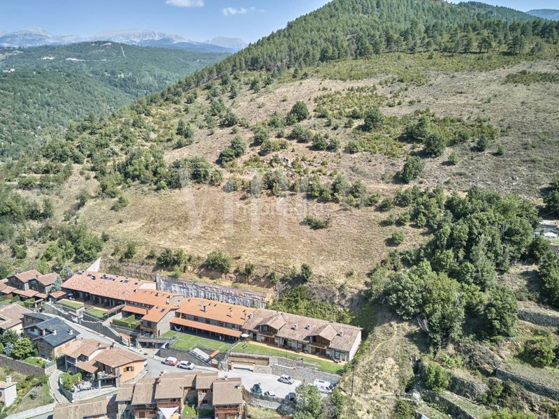 Foto caf42a9c-c40e-4f92-87a5-4c04641b9a10. Reihenhaus mit heizung parking in Montellà i Martinet