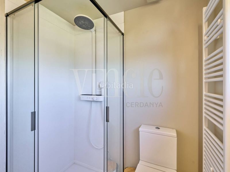 Foto 32e95008-1a87-44b2-86bb-5598fbb4c998. Casa amb calefacció a Das