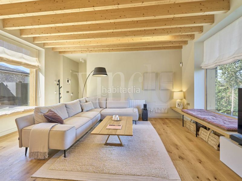 Foto fa0499c5-39bd-41ab-a330-272027317600. Casa amb calefacció a Das