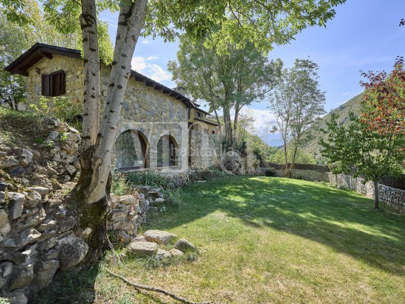 Foto 01608b84-30c8-4d97-8678-e66225fdae4b. Casa amb calefacció aparcament a Isòvol