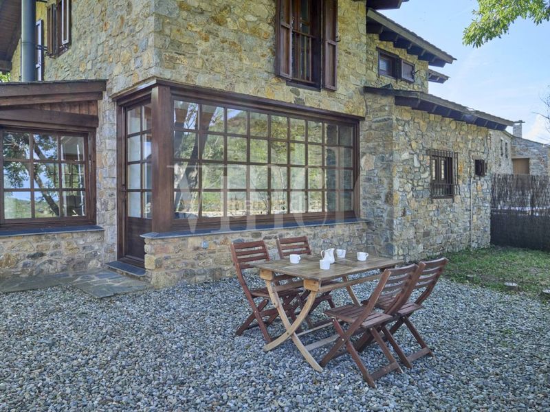 Foto 4b2a808a-d823-4c7b-a8b1-802224d58f4c. Casa amb calefacció aparcament a Isòvol