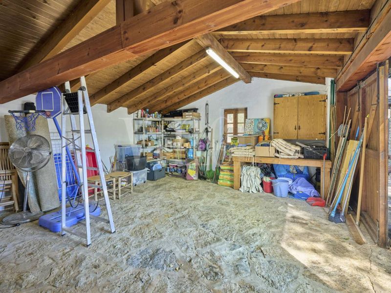 Foto e3f3a1ba-77a0-4a49-a4b1-55f84cd65212. Casa amb calefacció aparcament a Isòvol