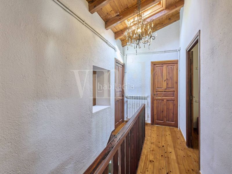 Foto f6f90ad3-16c5-4a53-a72a-8ea34daea6f2. Casa amb calefacció aparcament a Isòvol